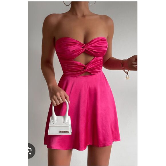 RNWY Mich Mini Dress Hot Pink Size 8 NWT - Picture 1 of 7